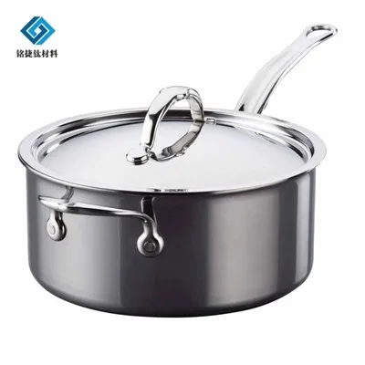 Titankledningssaus panne